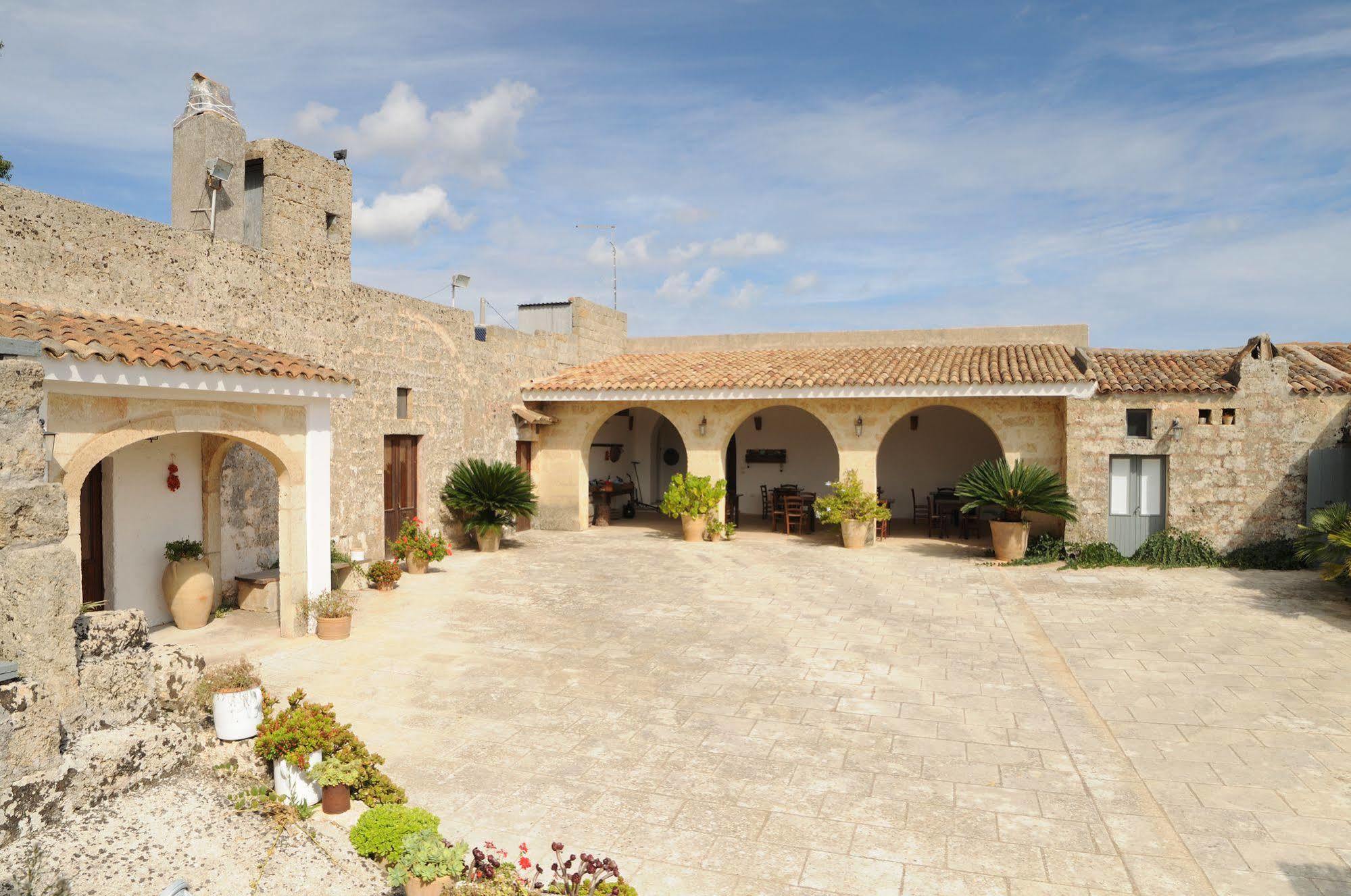 Bed and Breakfast Masseria Uccio à Tricase Extérieur photo